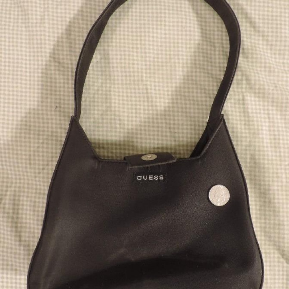 ONE Guess pocket book purse handbag hand bag 10x6"